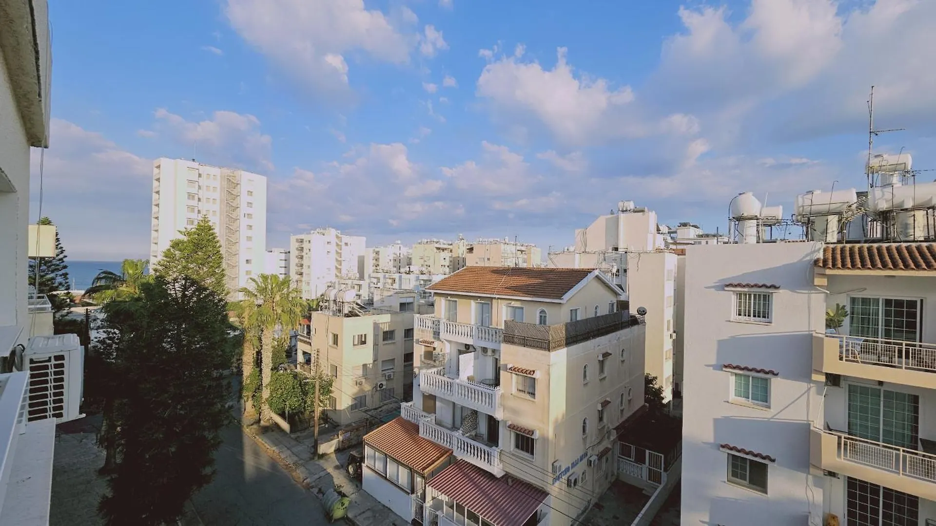 Stay Amphora Apartment Larnaca 0*,  Cipro