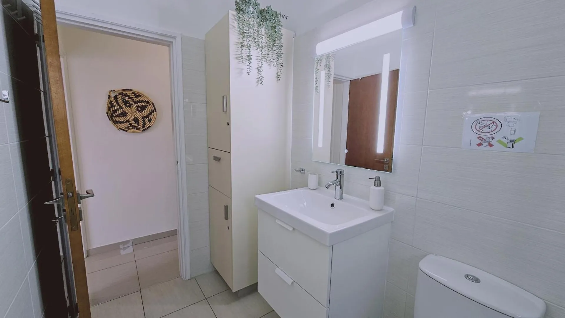 Stay Amphora Apartment Larnaca Cipro