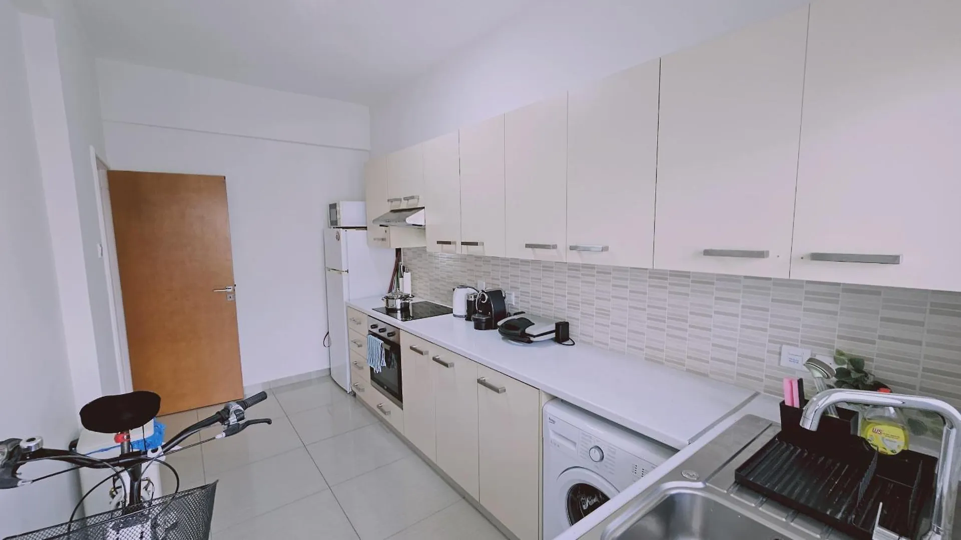 Stay Amphora Apartment Larnaca